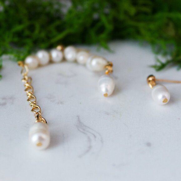 Handmade gold filled pearls earrings asymmetrical long - Picture 4 of 5